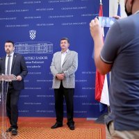 Suverenisti o referendumu za zaštitu hrvatske kune