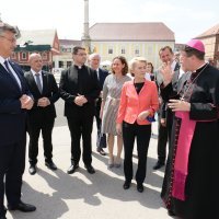 Ursula von der Leyen u društvu Plenkovića obišla Zagrebačku katedralu