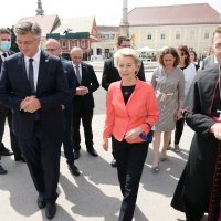 Ursula von der Leyen u društvu Plenkovića obišla Zagrebačku katedralu