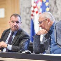 Konferencija za medije Nacionalnog stožera civilne zaštite bez maski