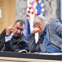 Konferencija za medije Nacionalnog stožera civilne zaštite bez maski