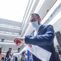 Tomašević najavio prve rezove: Broj službenih automobila smanjuje se sa 140 na 40