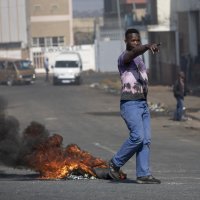 Neredi u Južnoafričkoj Republici