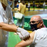 Cijepljenje za ugostiteljske djelatnike i privatne iznajmljivače u Splitu