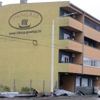 Osijek: Jako nevrijeme otkinulo limeni krov sa zgrade