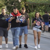 Atmosfera i brzo antigensko testiranje uoči Thompsonovog koncerta u Sinju