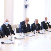 Andrej Plenković s članovima Hrvatskog generalskog zbora