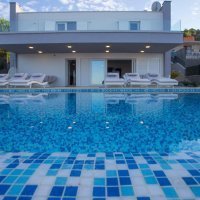 Luxury Blue Villas Vis