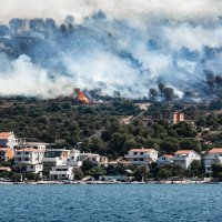 Požar u Zatoglavu kod Rogoznice