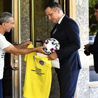 Za novog predsjednika Hrvatskog nogometnog saveza izabran je Marijan Kustić