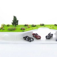 Podzemni salon klasičnih automobila u Varšavi