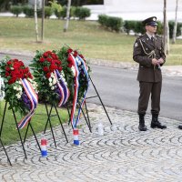 Medved i Reiner položili vijence na Mirogoju