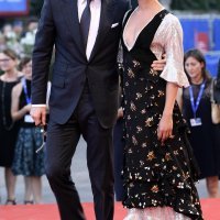 Michael Fassbender i Alicia Vikander