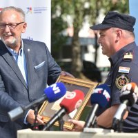 Ministar Božinović prisustvovao petoj primopredaji vatrogasnih vozila