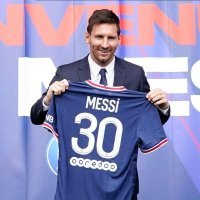 Argentinski nogometaš Lionel Messi potpisao ugovor s PSG-om