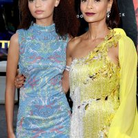 Thandie Newton i Nico Parker