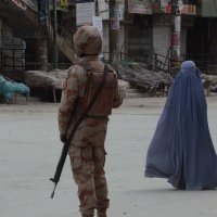 U nekim islamskim zemljama žene nose burke