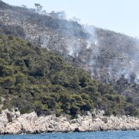 Požar na Hvaru pod kontrolom