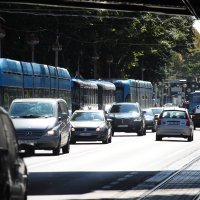 Potrgan tramvajski vod u Savskoj