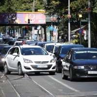 Potrgan tramvajski vod u Savskoj