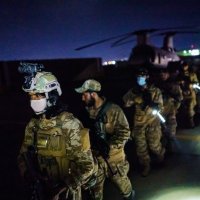 Talibani preuzeli aerodrom u Kabulu