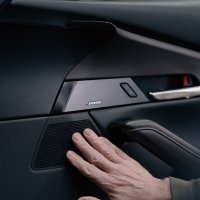 30 godina suradnje Mazde i Bose-a