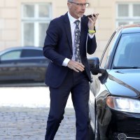 Guverner HNB-a Boris Vujčić dolazi u Banske dvore na sastanak s premijerom