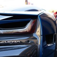 Superautomobili ispred Hotela Esplanade