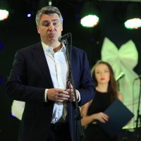 Rajevo selo: Predsjednik Milanović obišao izložbu fotografija "Čuvali smo granicu na Savi"