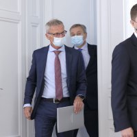 Nakon sastanka s predsjednicima Uprava banaka u Banskim dvorima održana je konferencija za medije.