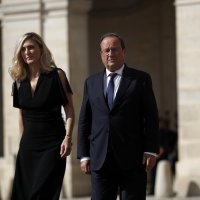 Bivši francuski predsjednik Francois Hollande i glumica Julie Gayet