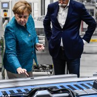 Angela Merkel otvara tvornicu litijskih baterija u sklopu koncerna Daimler AG