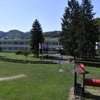 Nakon incidenta pred OŠ Krapinske Toplice postavljeni zaštitari