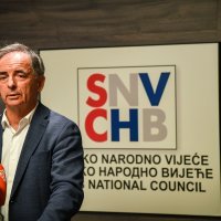 Press konferencija Milorada Pupovca