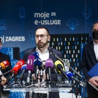 Konferencija za medije gradonačelnika Zagreba Tomislava Tomaševića