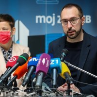 Danijela Dolenec i Tomislav Tomašević