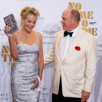 Princ Albert, Sharon Stone