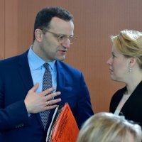 Jens Spahn, Francizka Giffey