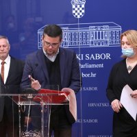 Isključeni članovi SDP-a osnovali su novi klub zastupnika
