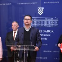Isključeni članovi SDP-a osnovali su novi klub zastupnika