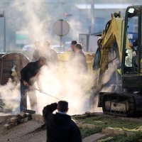 Pukla cijev vrelovoda na Horvaćanskoj cesti