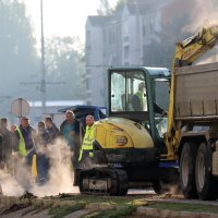 Pukla cijev vrelovoda na Horvaćanskoj cesti