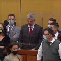 Oporba blokirala rad Sabora