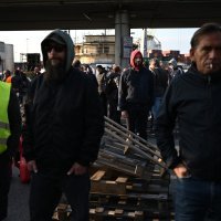Prosvjed radnika u Genovi protiv covid potvrda
