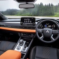 Mitsubishi najavio potpuno novi Outlander PHEV