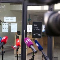Sindikat radnika digitalnih platformi održao konferenciju za medije ispred sjedišta Ubera