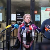 Sindikat radnika digitalnih platformi održao konferenciju za medije ispred sjedišta Ubera