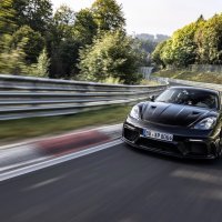 Novi Porsche 718 Cayman GT4 RS