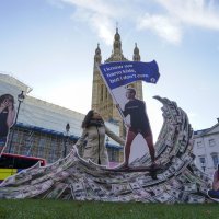 Facebook instalacija u Londonu