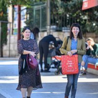 Dubrovnik: Toplo vrijeme izmamilo mnoge 30. listopada u šetnju, a hrabrije i na kupanje